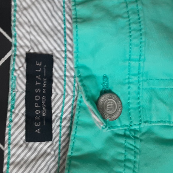 AEROPOSTALE BLUE MIDI TWILL SHORTS, SIZE 8 - Picture 3 of 10